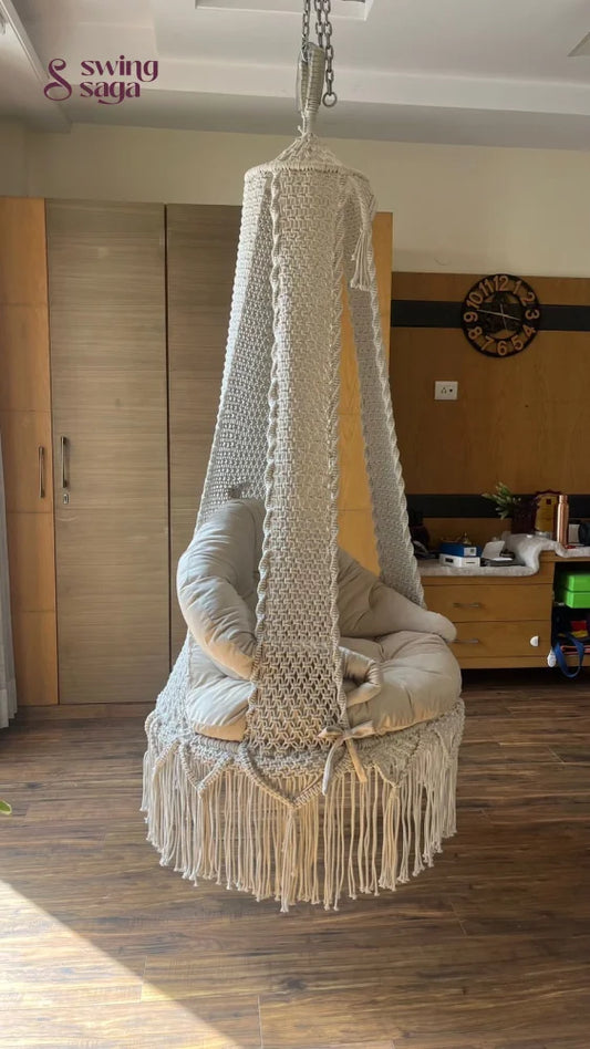 White single seater hanging chair - Swing Saga