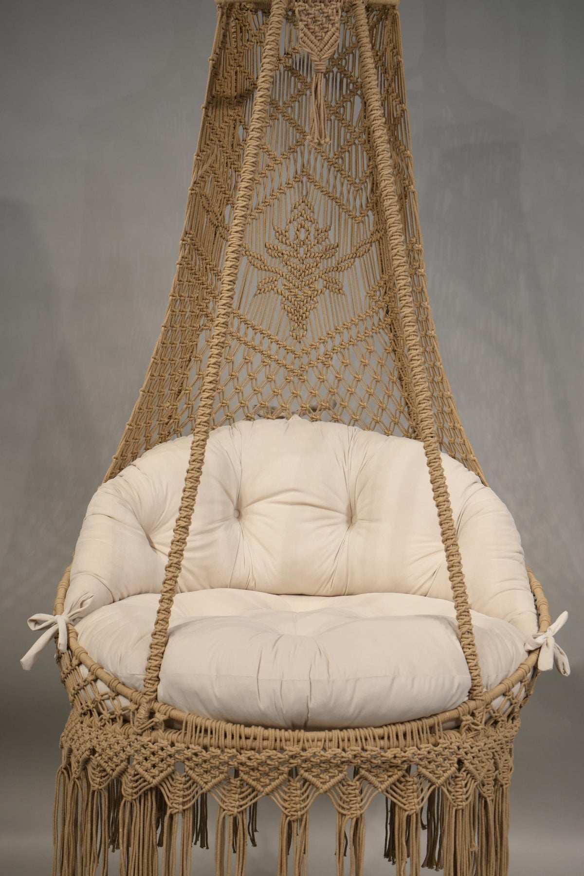 The Alba — 35-Inch Warm Sand Cotton Macramé Chair Swing