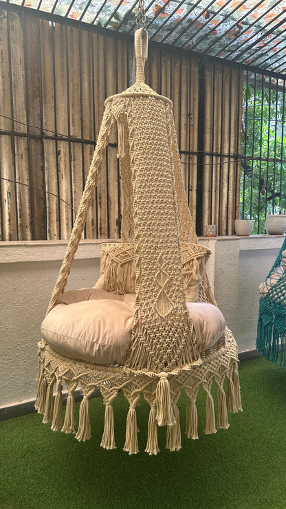 Lemon White single seater hanging chair - Swing Saga