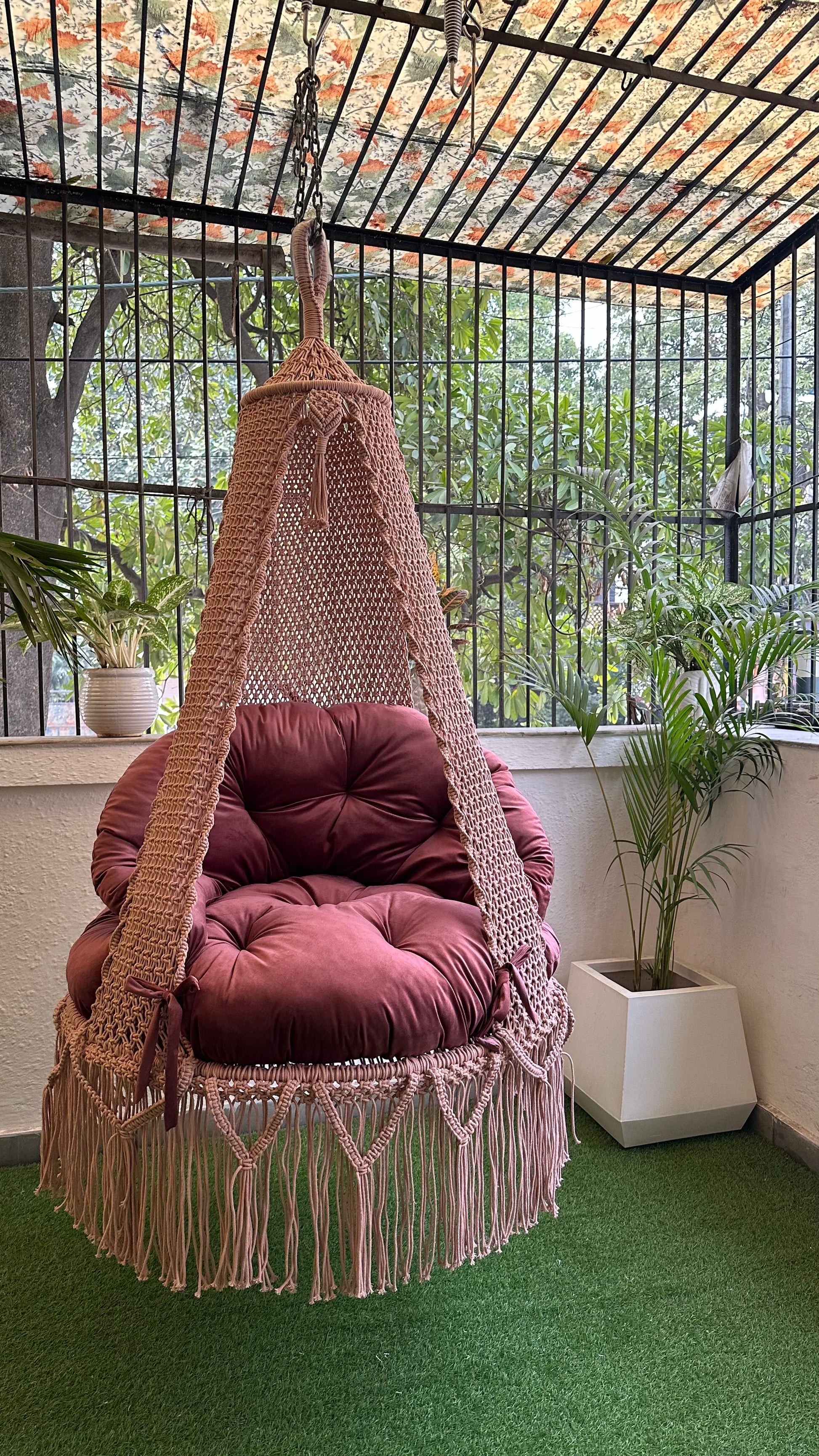 Lush Lux Pink single seater hanging chair - Swing Saga