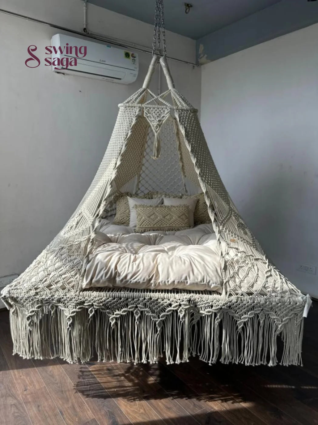 Alva Square Bed Swing - White / 70 Inches