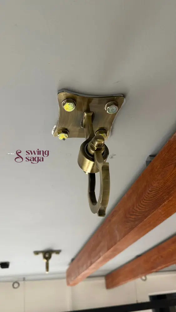 Big Ceiling fastners for hanging - IN