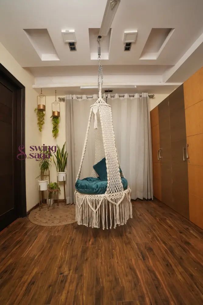Cream single seater hanging chair - Swing Saga