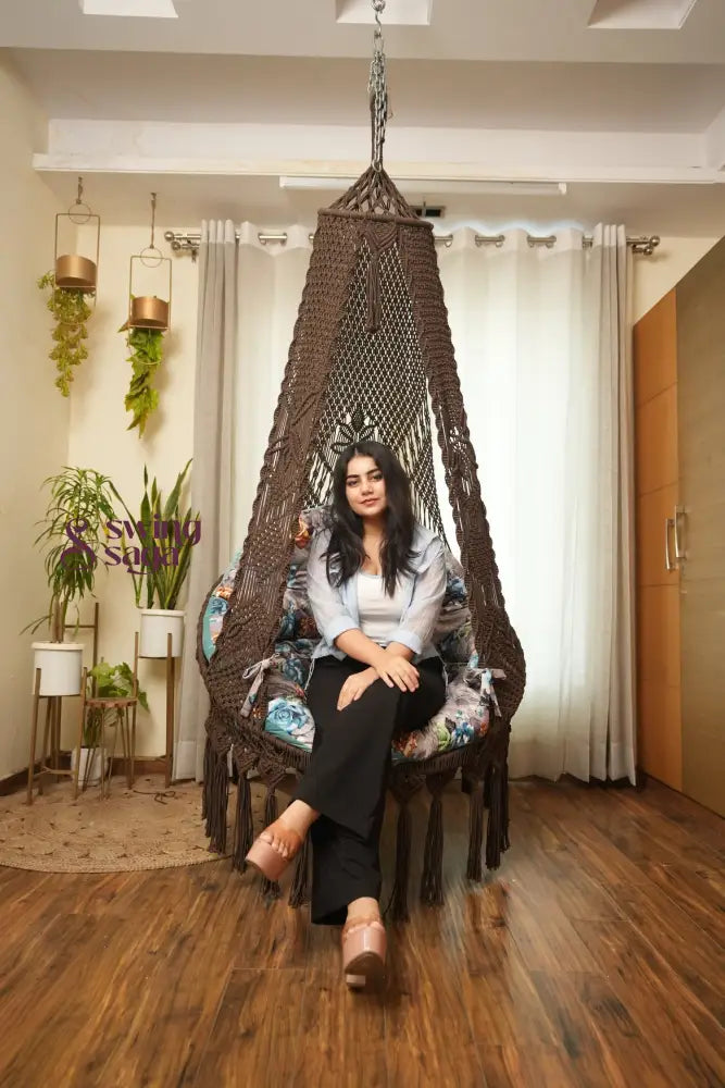 Wood Brown single seater hanging chair - Swing Saga