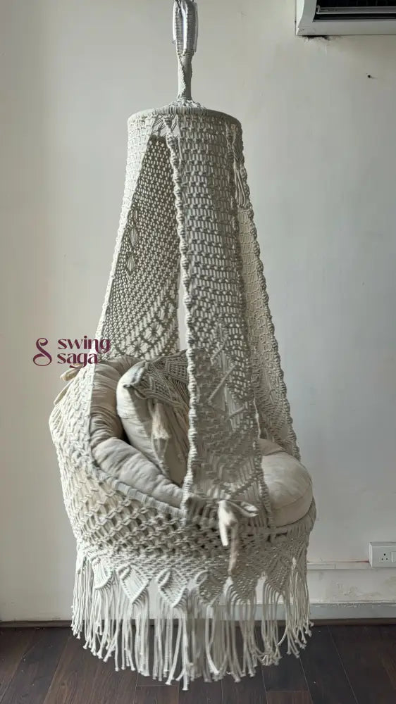 White single seater hanging chair - Swing Saga 