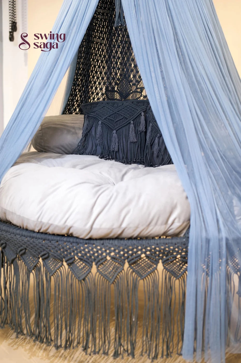Lumière Full-Cover Swing Mosquito Net