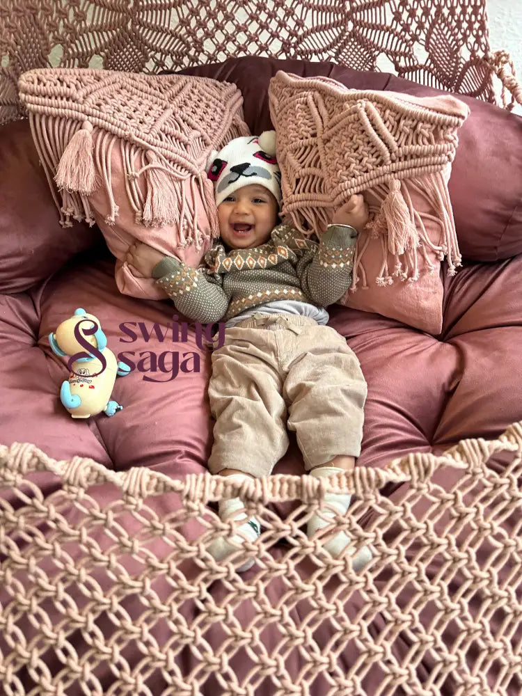 Lush Lux Bed Swing - With Baby Proofing