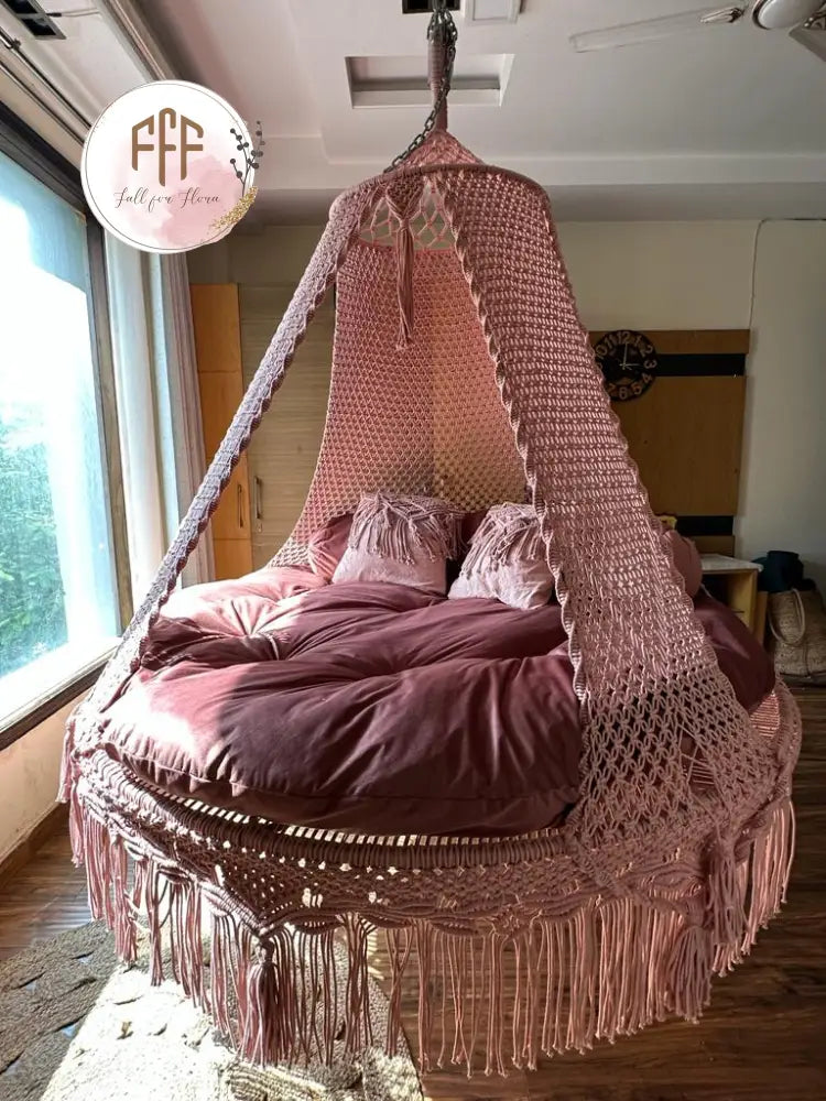 Lush Lux Big Bed Swing