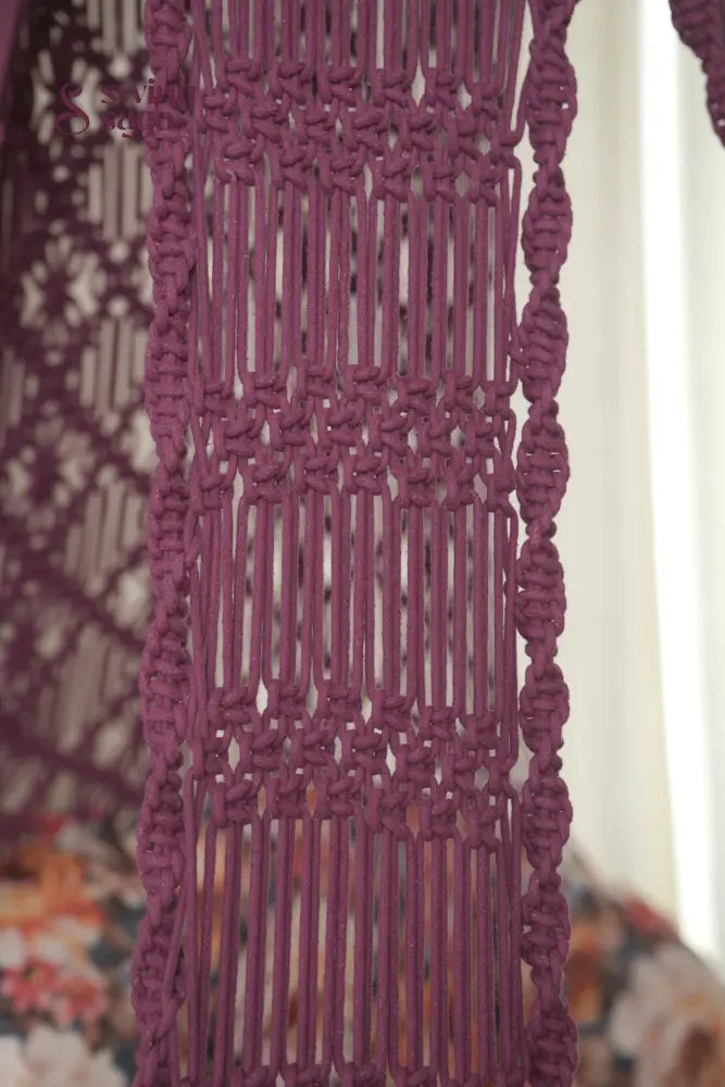 Magenta single seater hanging chair - Swing Saga