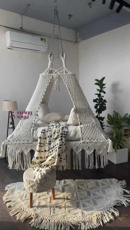 Royal Bed Swing 60 Inches / White / IN