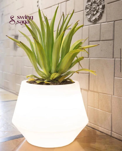 Sapphire Planter