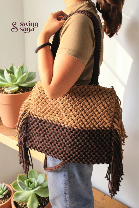 The Everyday Tote bag in beige and brown color for women.