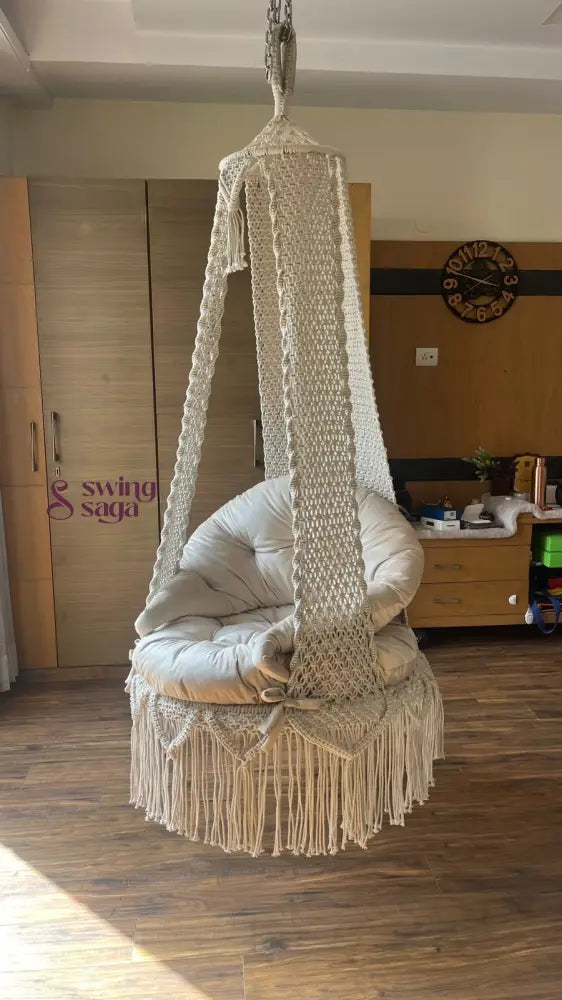 White single seater hanging chair - Swing Saga